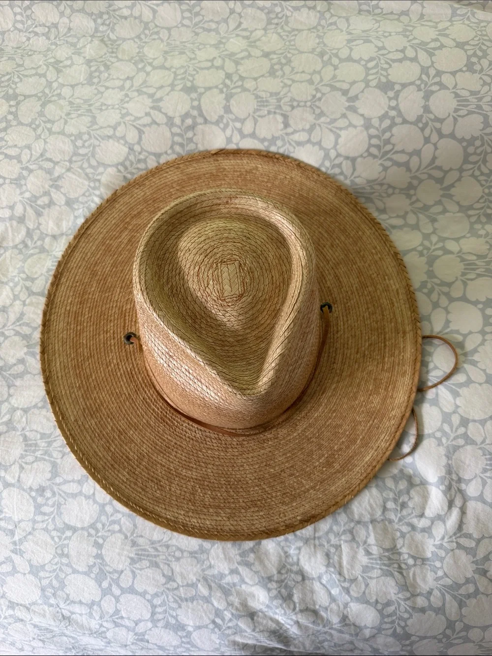 Rare Gigi Pip hat, 59, new